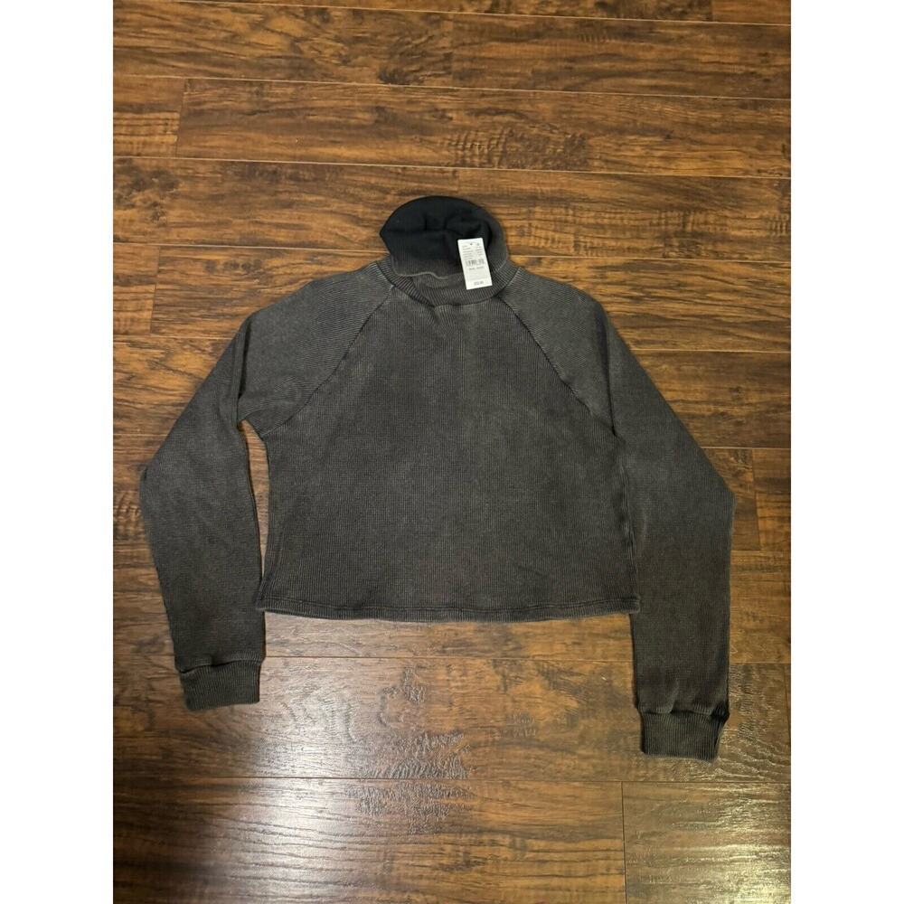 Pac Sun Black Long Sleeve Turtle Neck Crop Top - Size Small